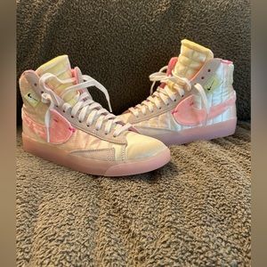 Women’s size 6 blazers